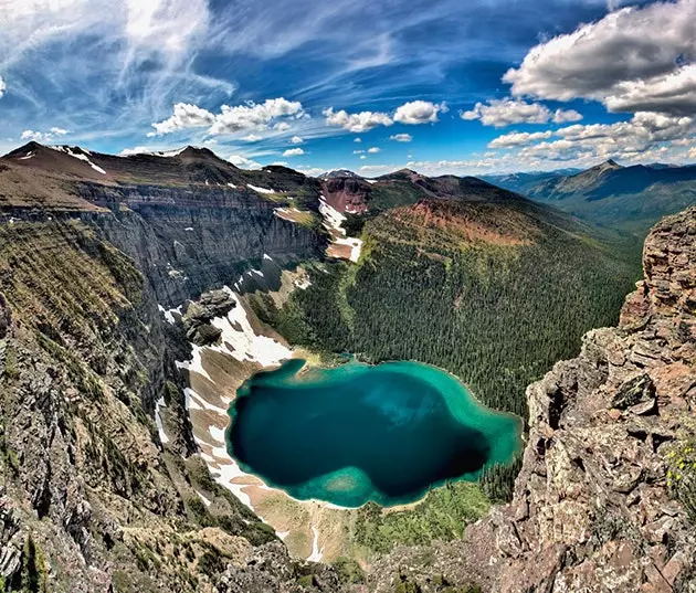 Waterton Lakes улуттук паркы