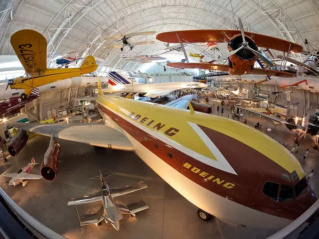 Prototip del Boeing 707 al Museu Nacional de l'Aire i l'Espai dels EUA