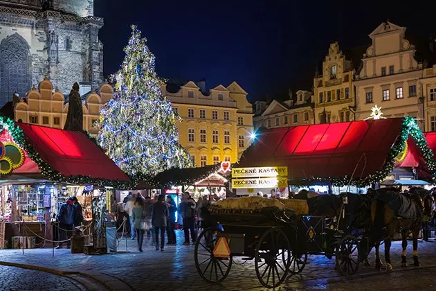 Old Town Square katika Prague safi tamasha Krismasi