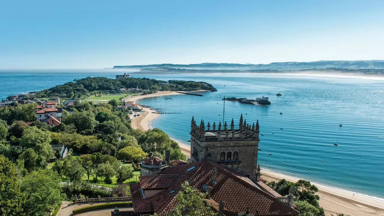 L'estate a Santander è vissuta intorno alla sua baia