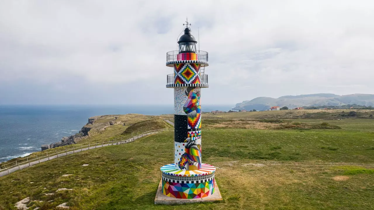 Det flerfarvede fyrtårn, der tiltrækker flere turister end både i Cantabrien