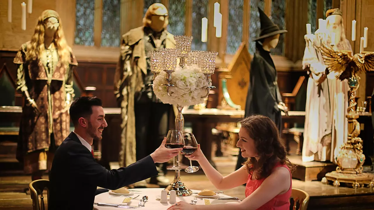 Saint Valentin dans la Grande Salle de Poudlard : ce sera le dîner magique le plus romantique