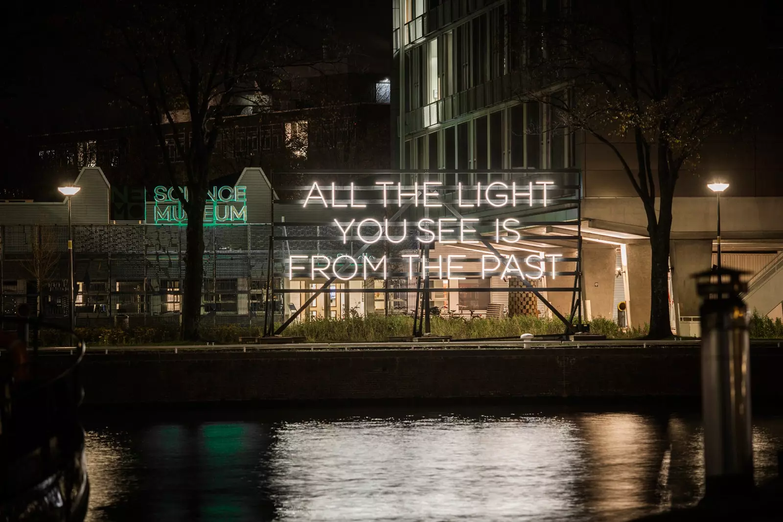 Alicia Eggert 'All the Light You See' na Amsterdam Light Festivalu