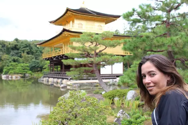 Alice in de Gouden Tempel van Kyoto