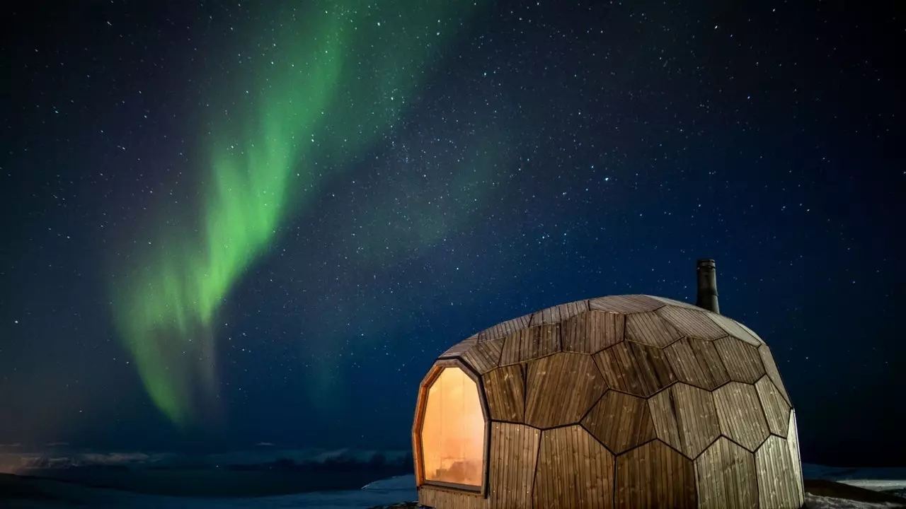 You'll dream of these cabins at Hammerfest to wake up to the northern lights