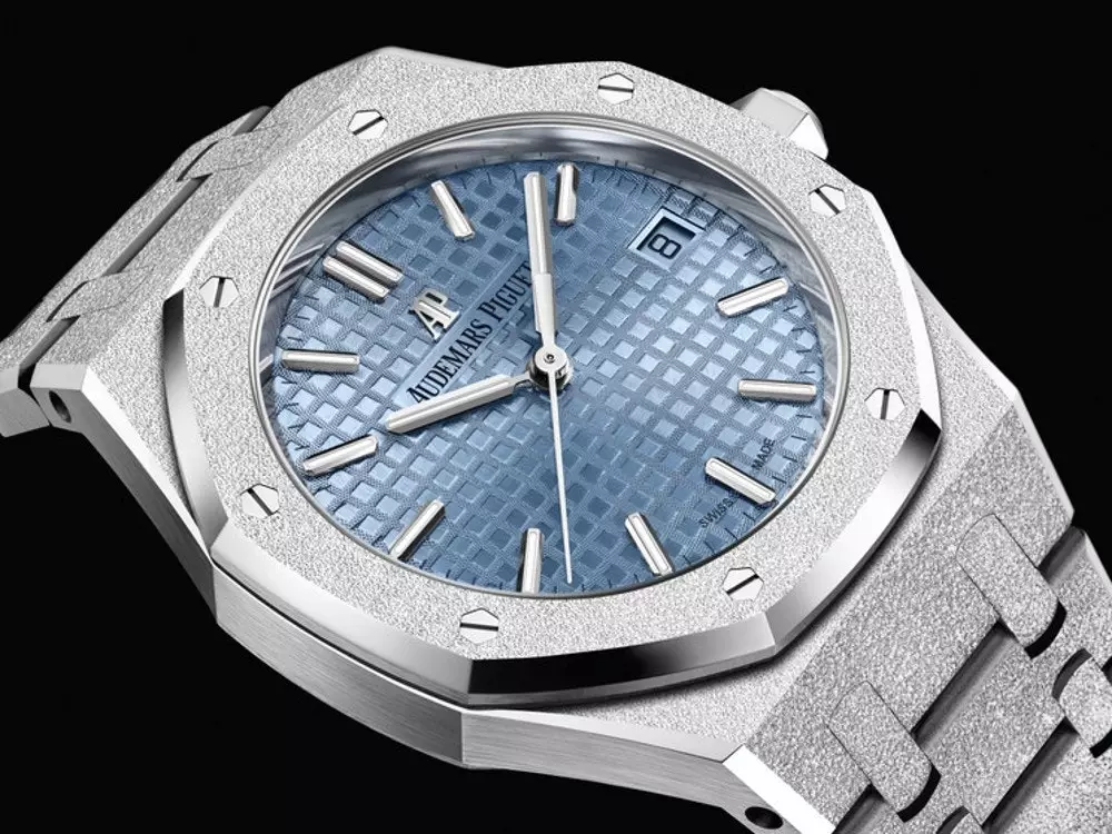 Royal Oak Автоматично матирано златисто покритие.