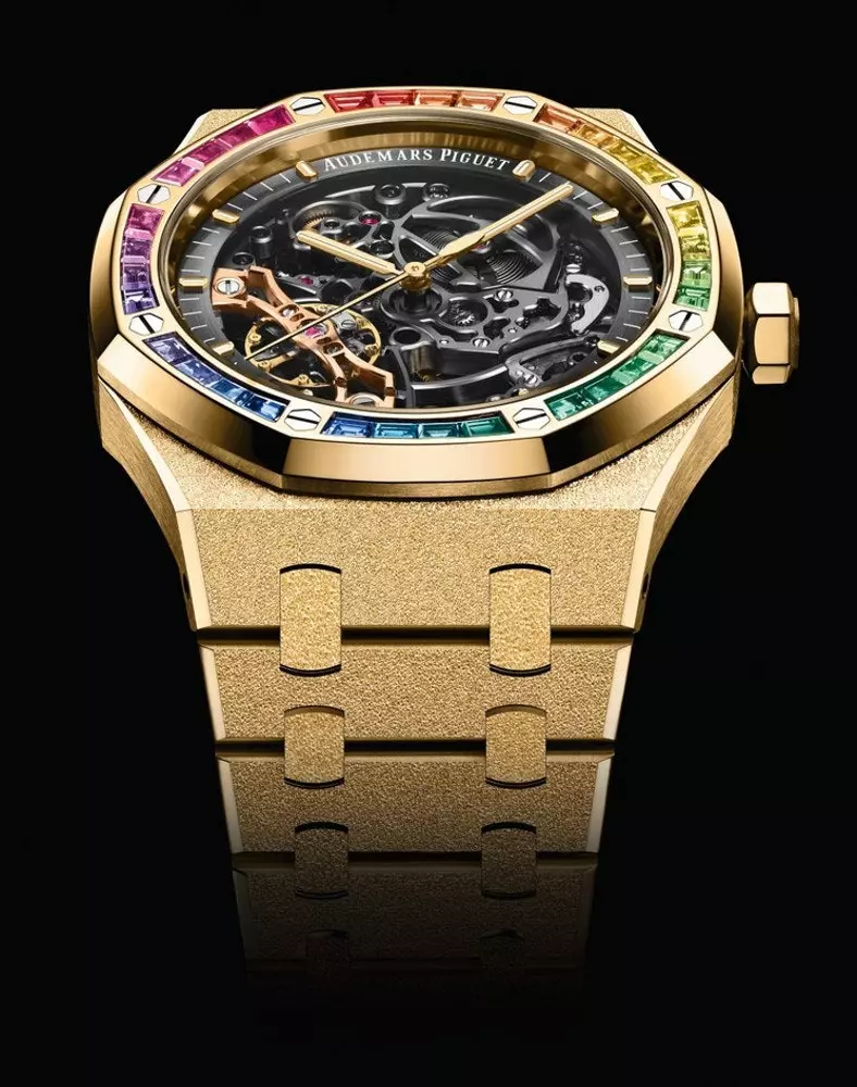 Muzli oltin qoplamali Royal Oak Double Skeleton Rulda.