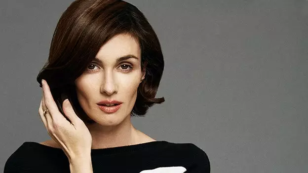 Paz Vega, l'elegante passeggero