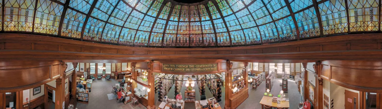 The most beautiful libraries in the United States photographed in 360º