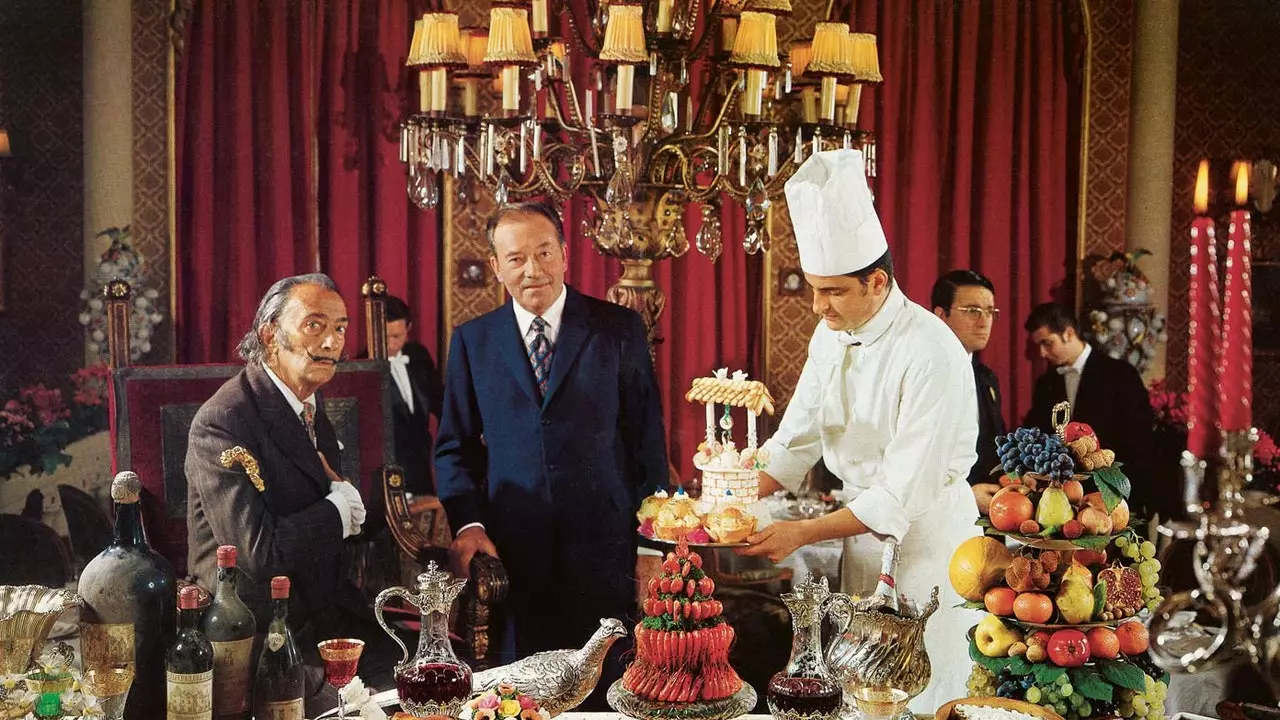 They reissue 'Les dîners de Gala', Dalí's cookbook