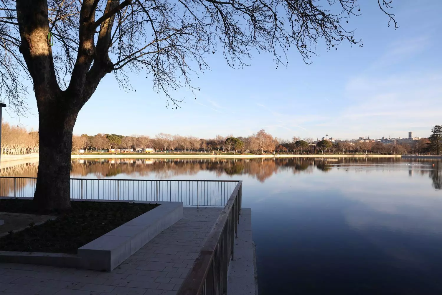 Η λίμνη Casa de Campo ανοίγει ξανά για το κοινό με μια νέα εικόνα