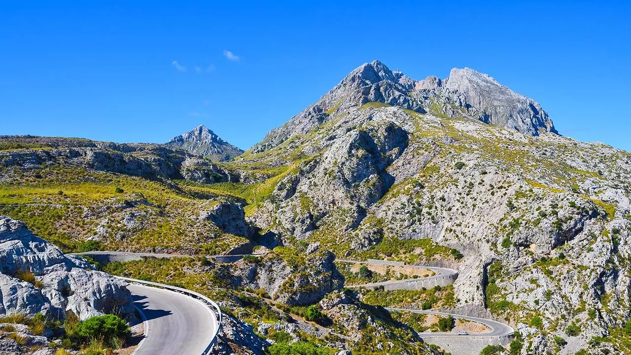 The most spectacularly beautiful secondary roads in Spain