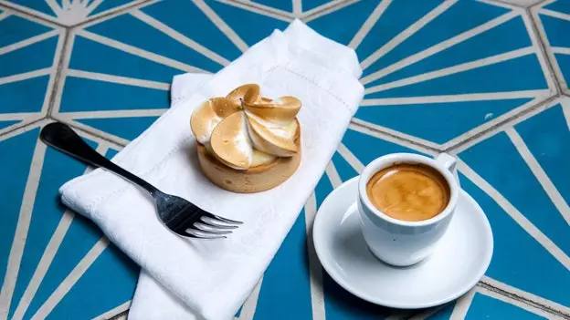 Vun Sandwichen, Séissegkeeten a Snacks zu Madrid