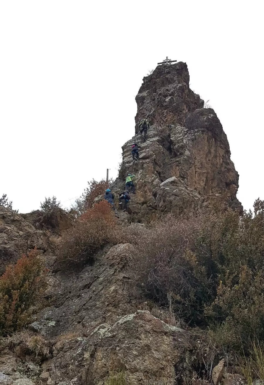 Așa începe pe verticală via ferrata Ribes de Freser.