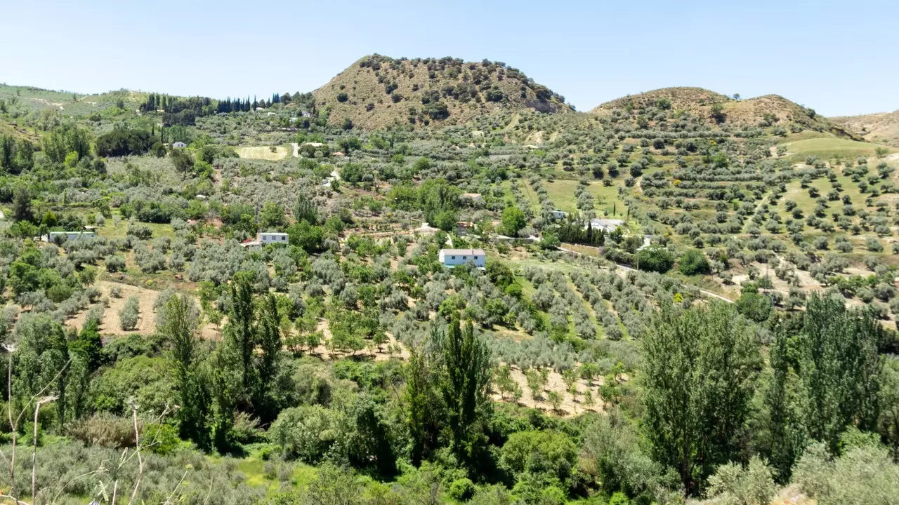 Monachil, mesto vaših sanj med visokimi gorami in Costa Tropical