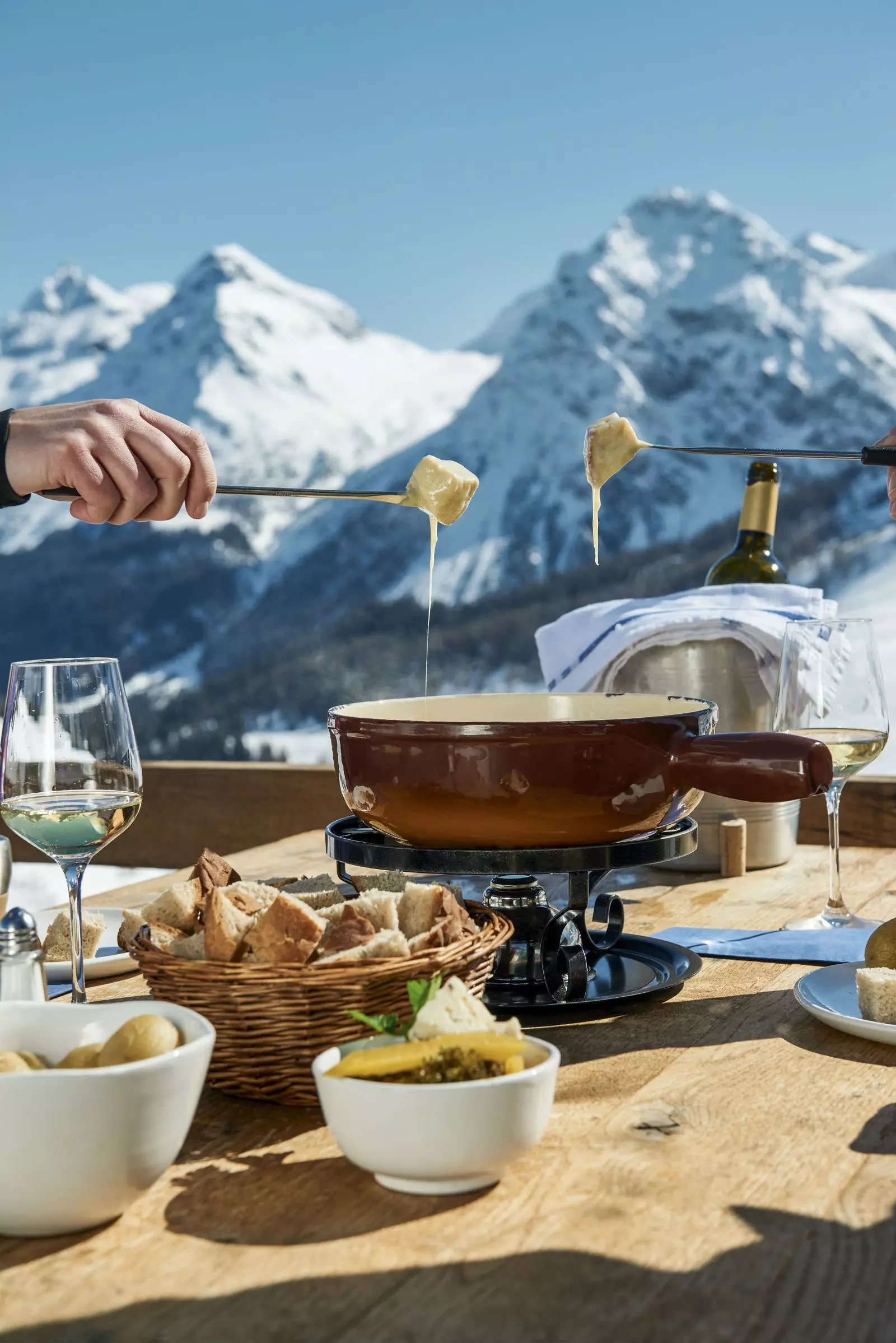 Hvordan skal en schweizisk fondue være