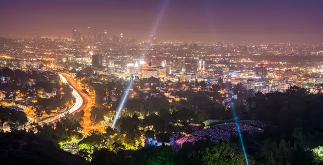 Scannán i Los Angeles i ngach áit a fhéachann tú