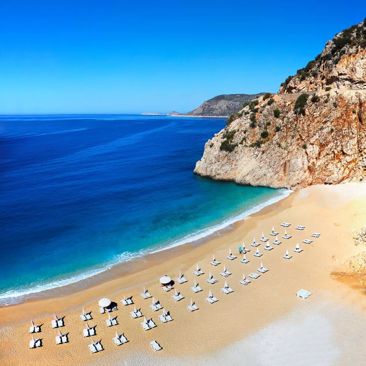 Praia de Kaputas perto de Kalkan Turquia