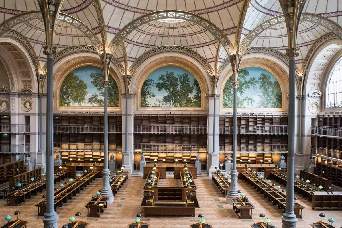 Den smukke Labrouste læsesal i det tidligere hovedkvarter for det franske nationalbibliotek genåbner for offentligheden