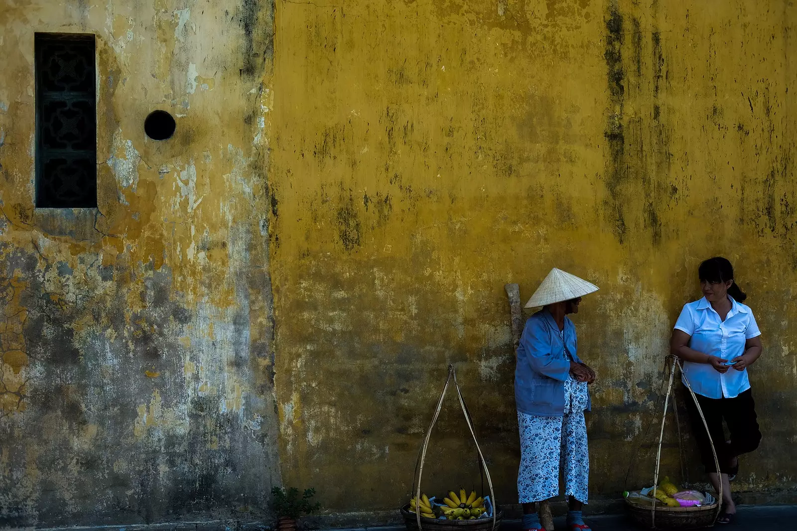 Những con phố và những ngôi nhà đầy màu sắc khiến Hội An trở thành điểm đến không thể bỏ qua trong chuyến du lịch Việt Nam của bạn