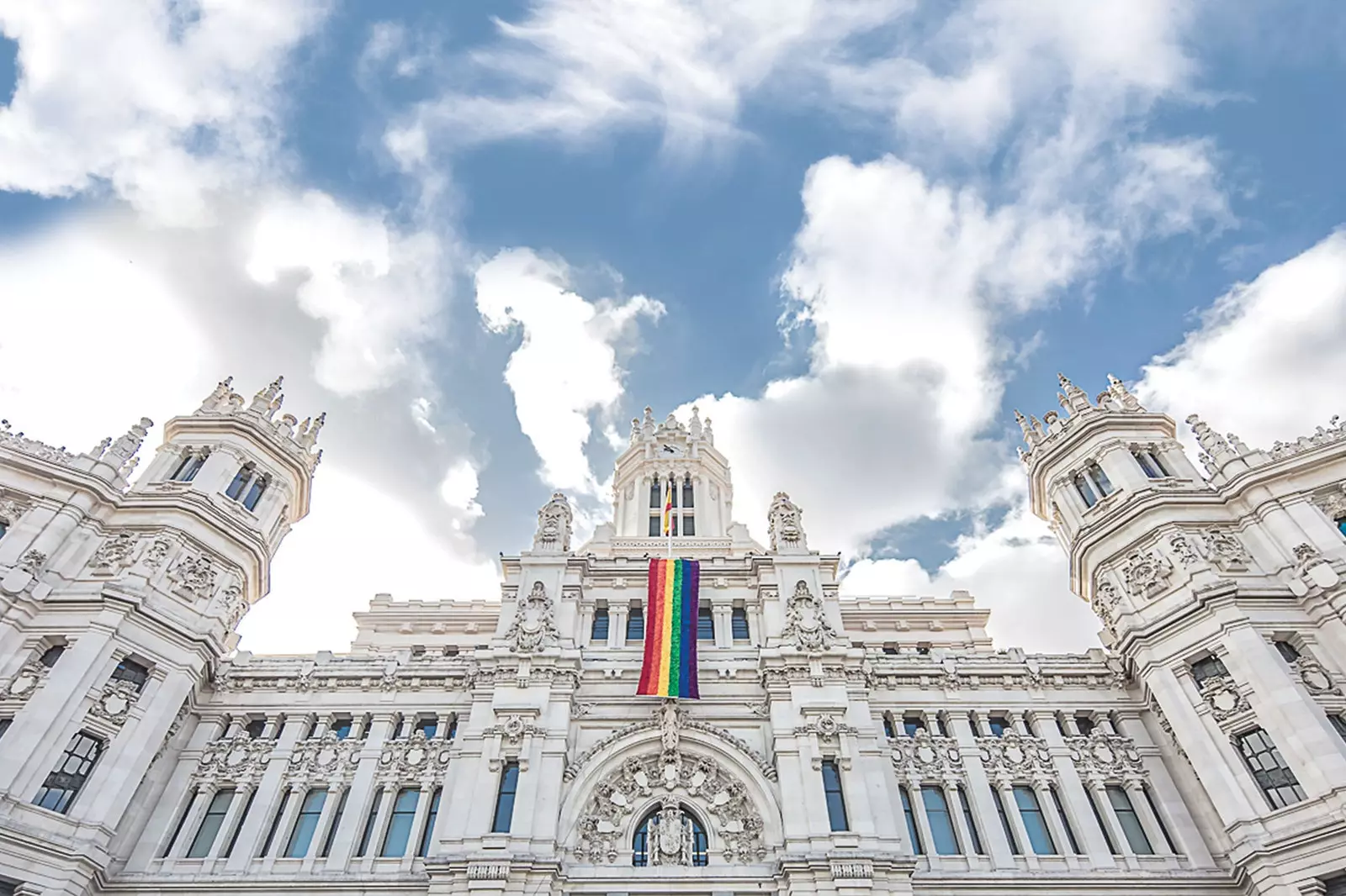 Dewan Kota Madrid bersiap untuk kebanggaan