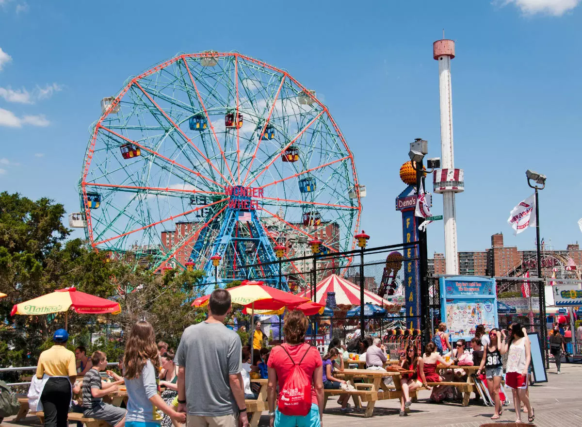 Coney Island 2018-ci ildə 14.000 kvadratmetrlik yeni attraksionlar debüt edəcək