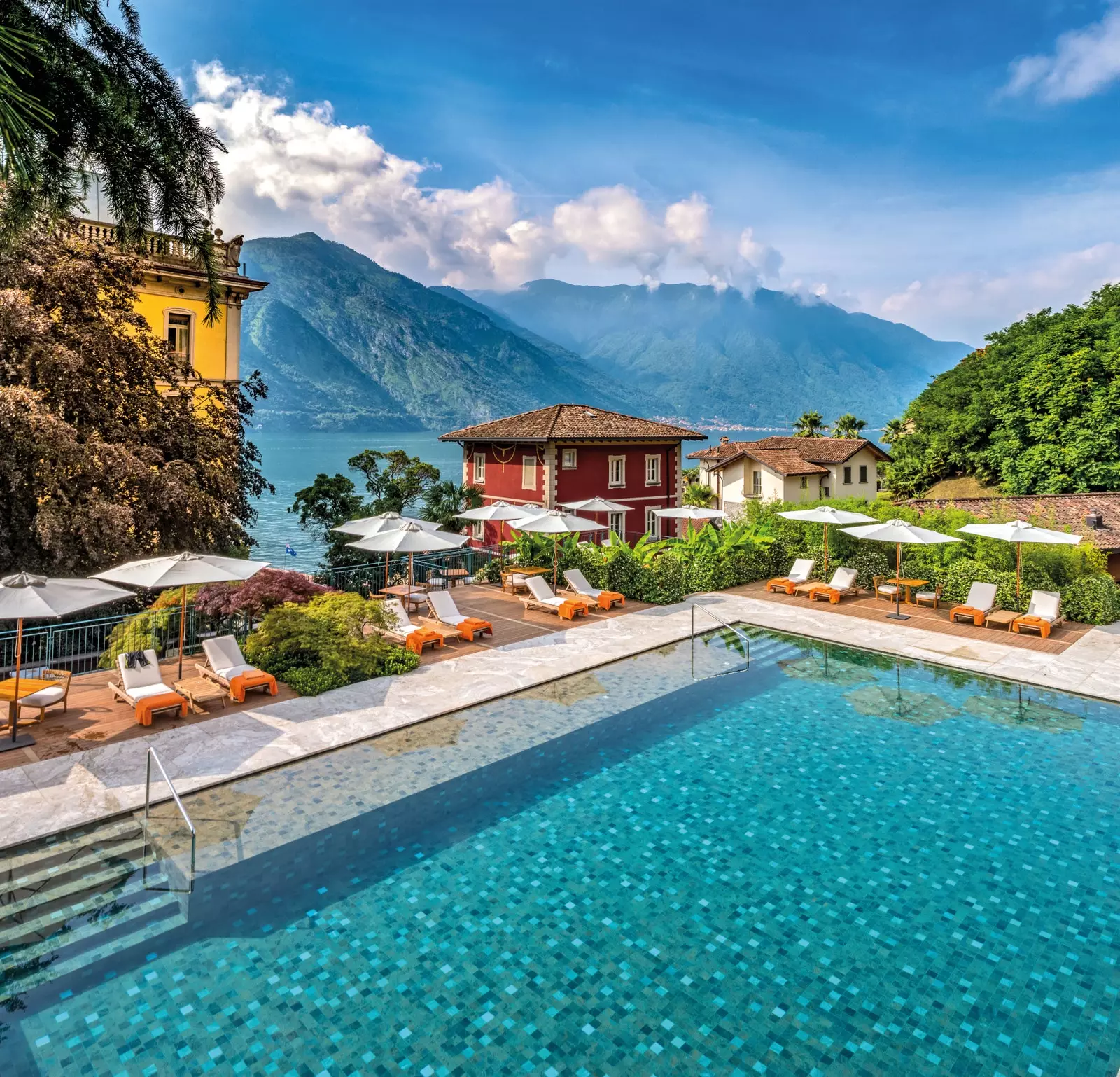 Kolam renang di Grand Hotel Tremezzo Lake Como.