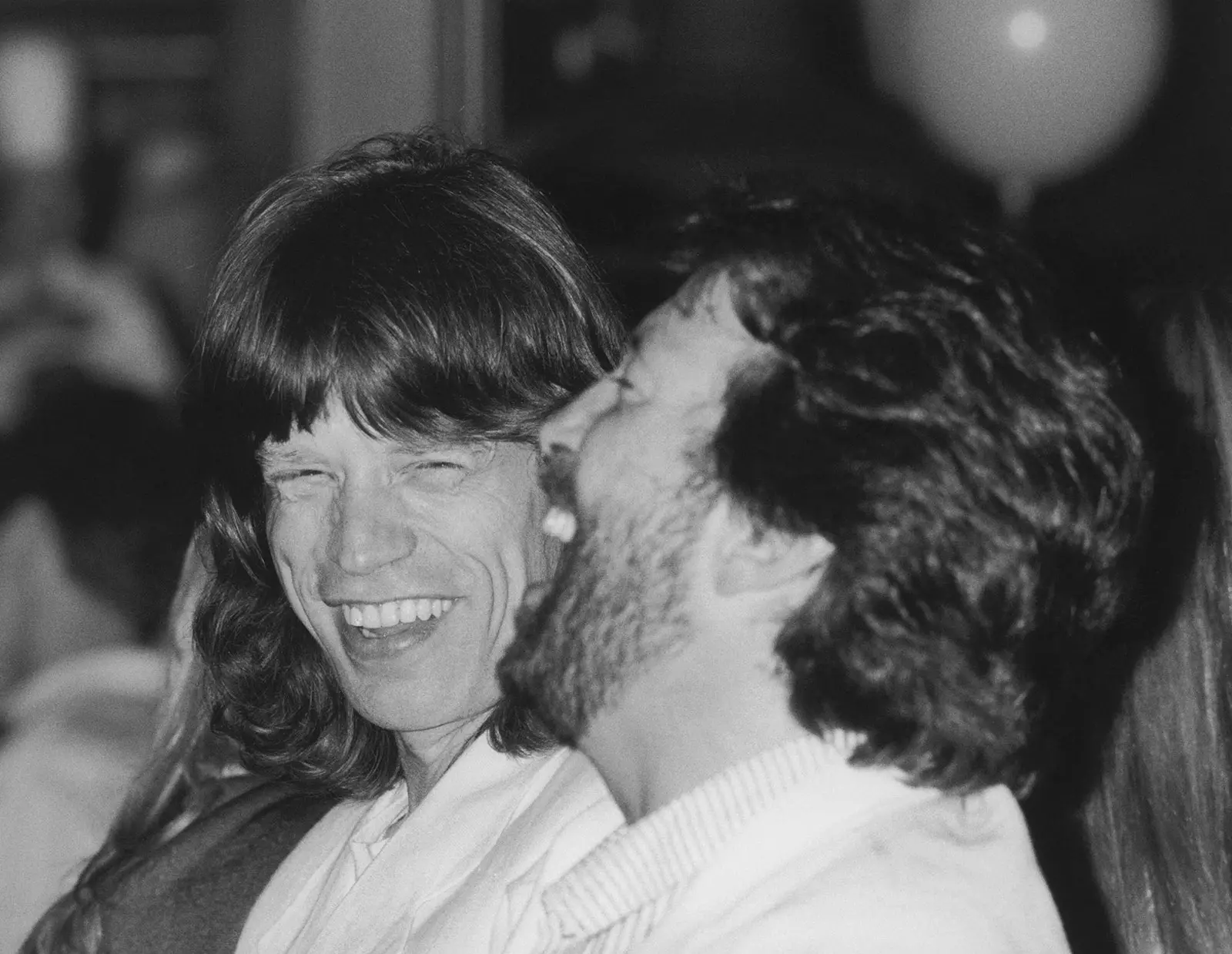 Mick Jagger en Eric Clapton in het Hard Rock Cafe in Londen 1986