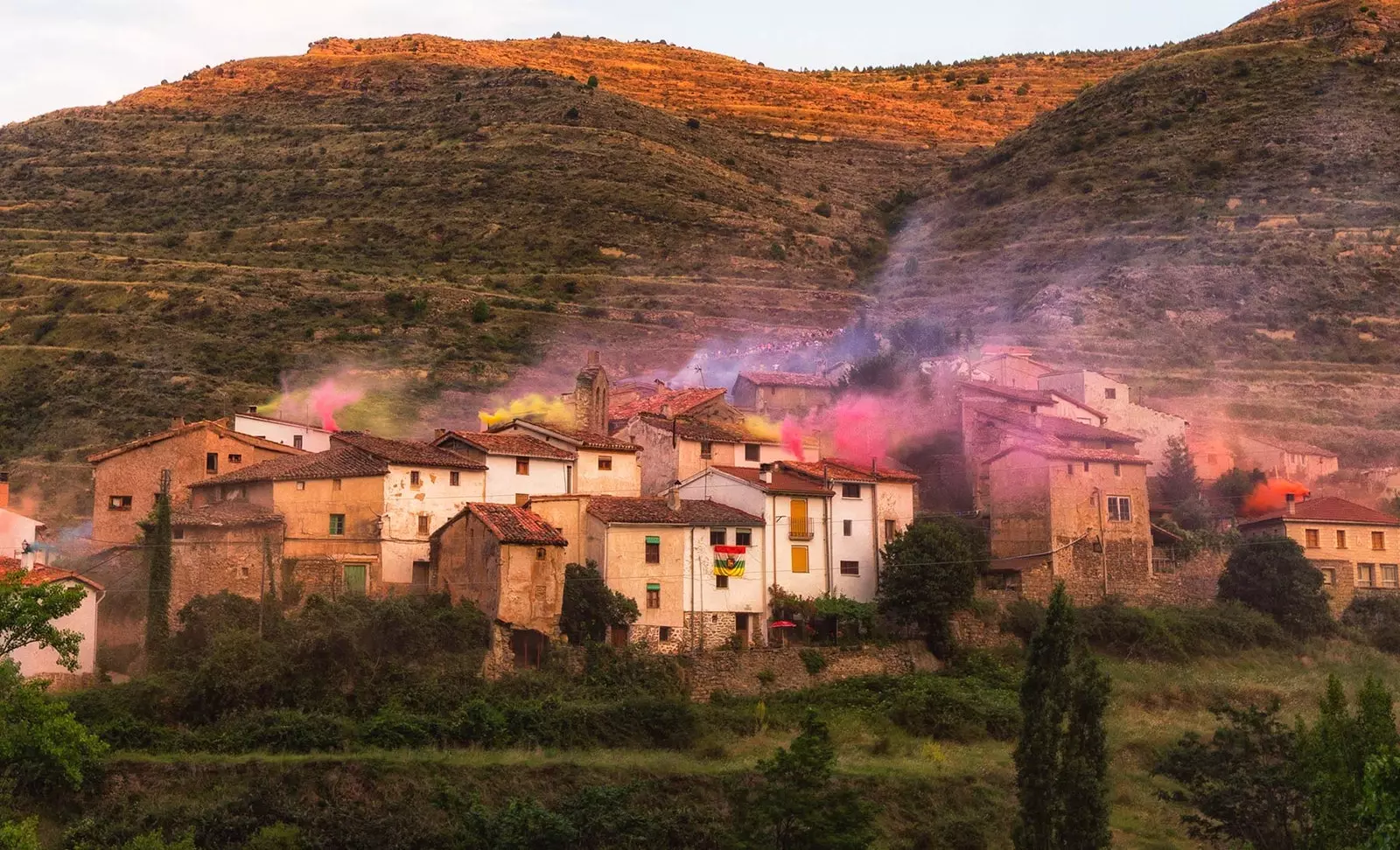 Peroblasco ışık ve renkle doludur