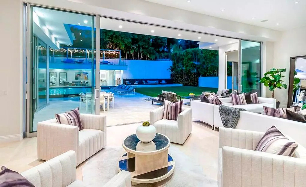 la la land party mansion house for sale in los angeles