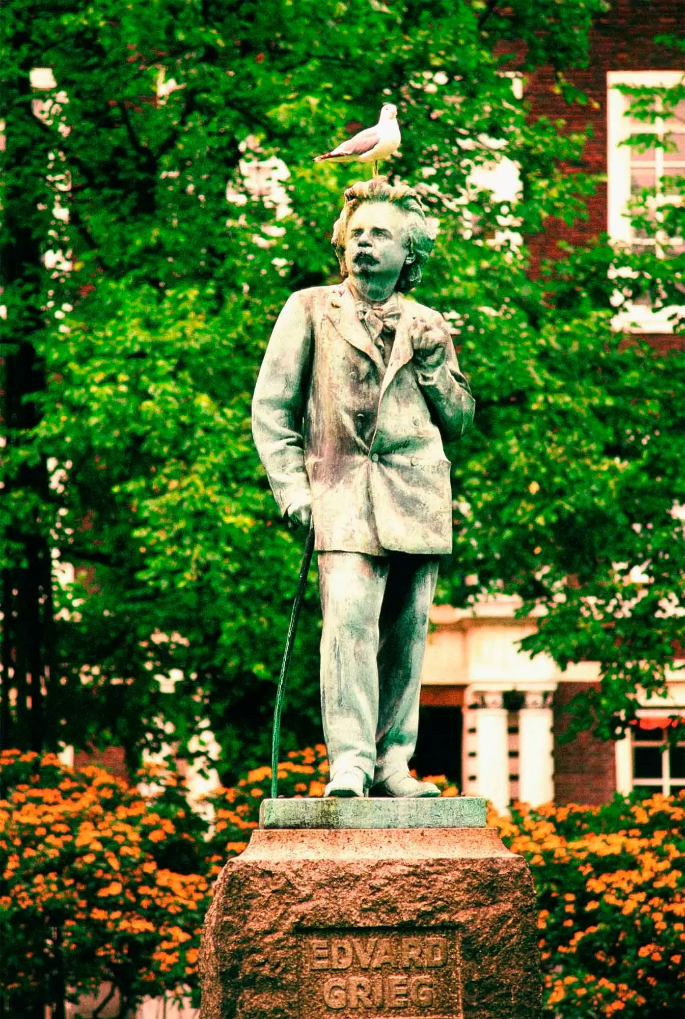 Het standbeeld van Edvard Grieg in Bergen