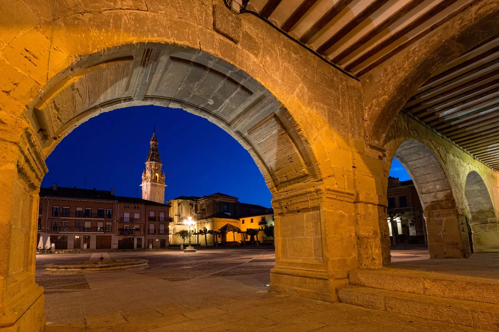 Plaza Mayor v Santo Domingo de la Calzada