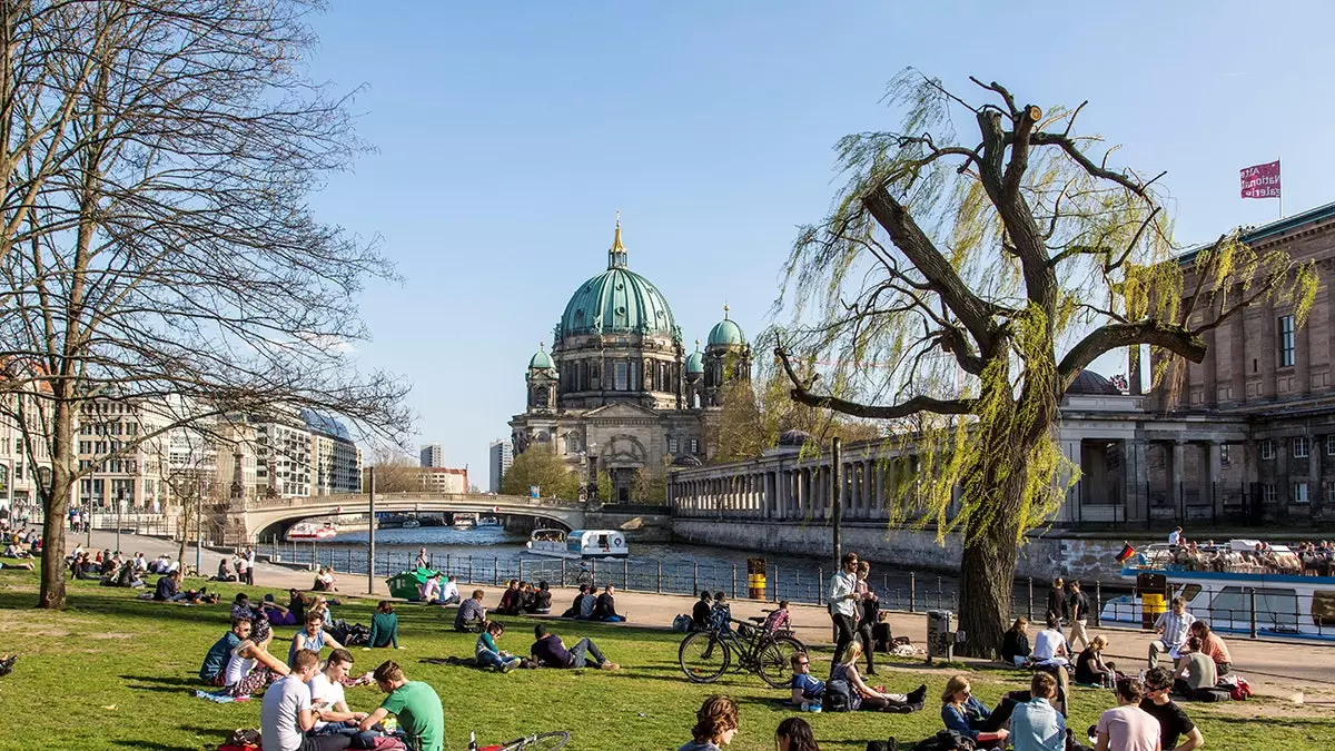 Berlin: instrukcja użytkowania i radość z wiosny