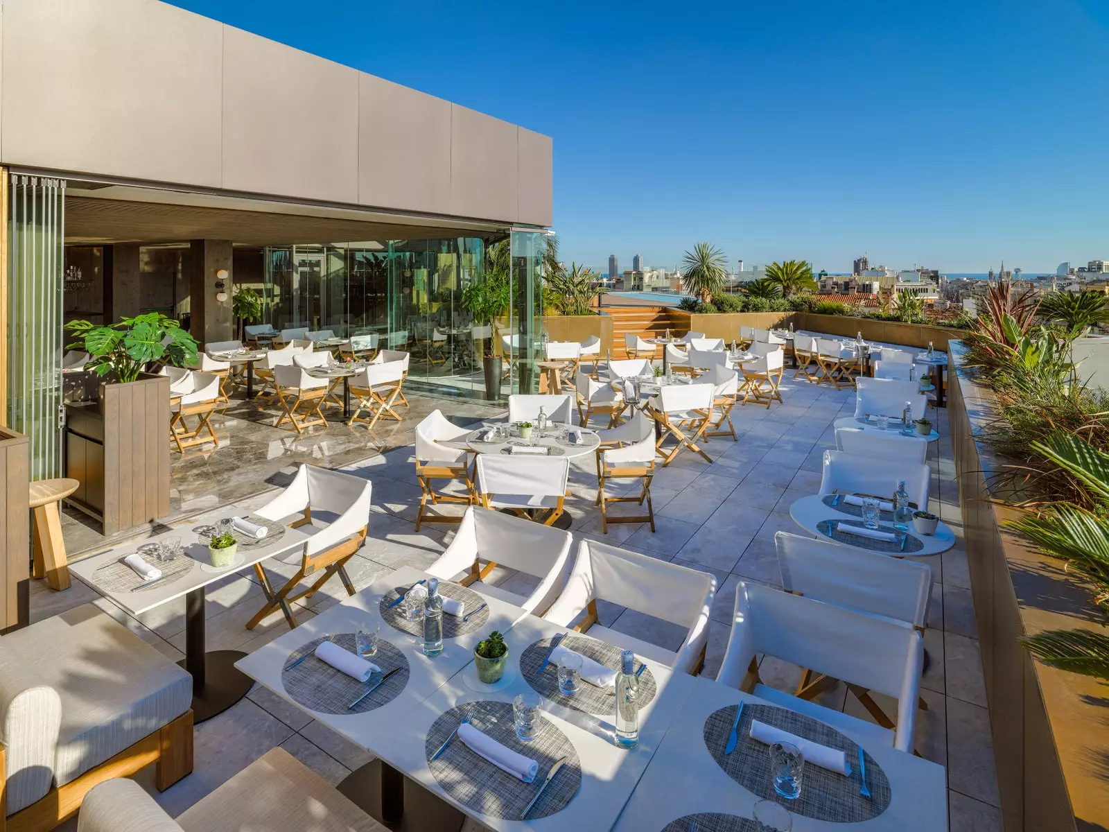 Terrasse d'ambiance de l'hôtel The One Barcelona