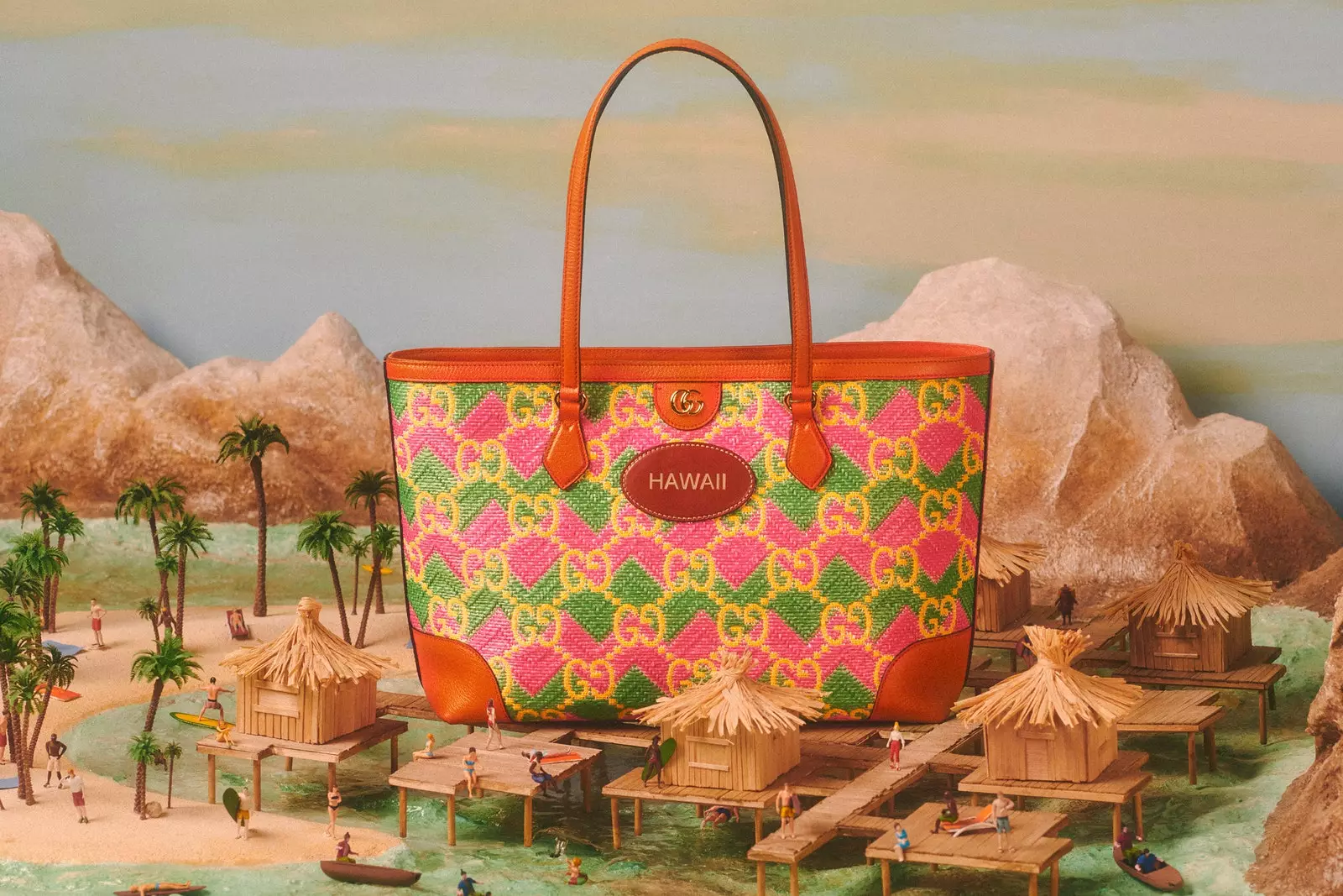 Gucci Resort Collection 'Hawaii' šiaudų efekto krepšys