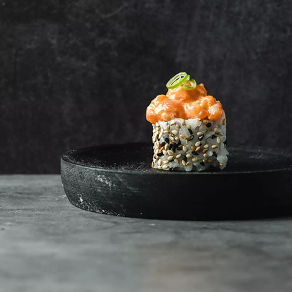 Rote Rolle bei Red Project Sushi