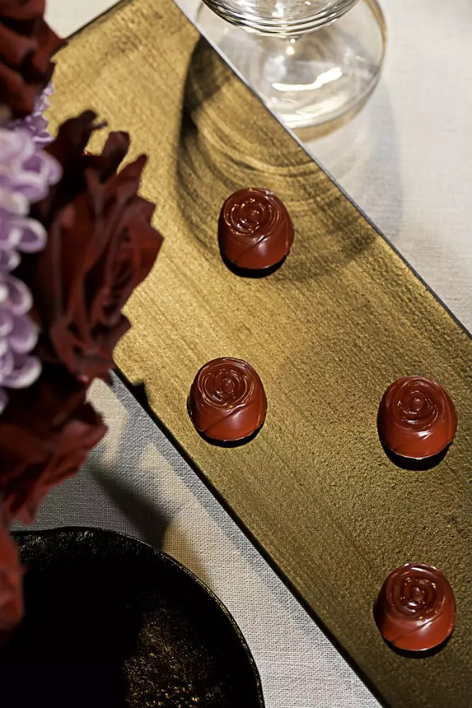 Pink chocolates at the Oria de Martín Berasategui restaurant.