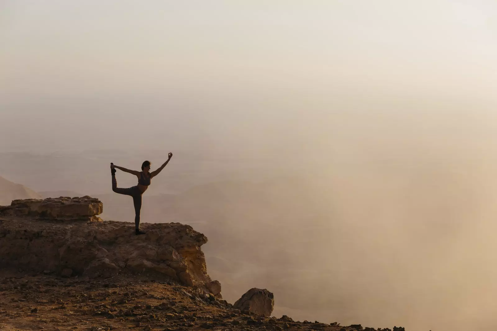 Yoga bei Sonnenopgang