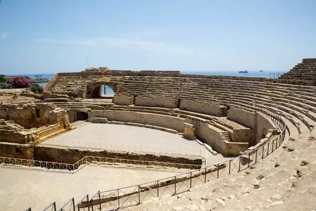 Roman amphitheater