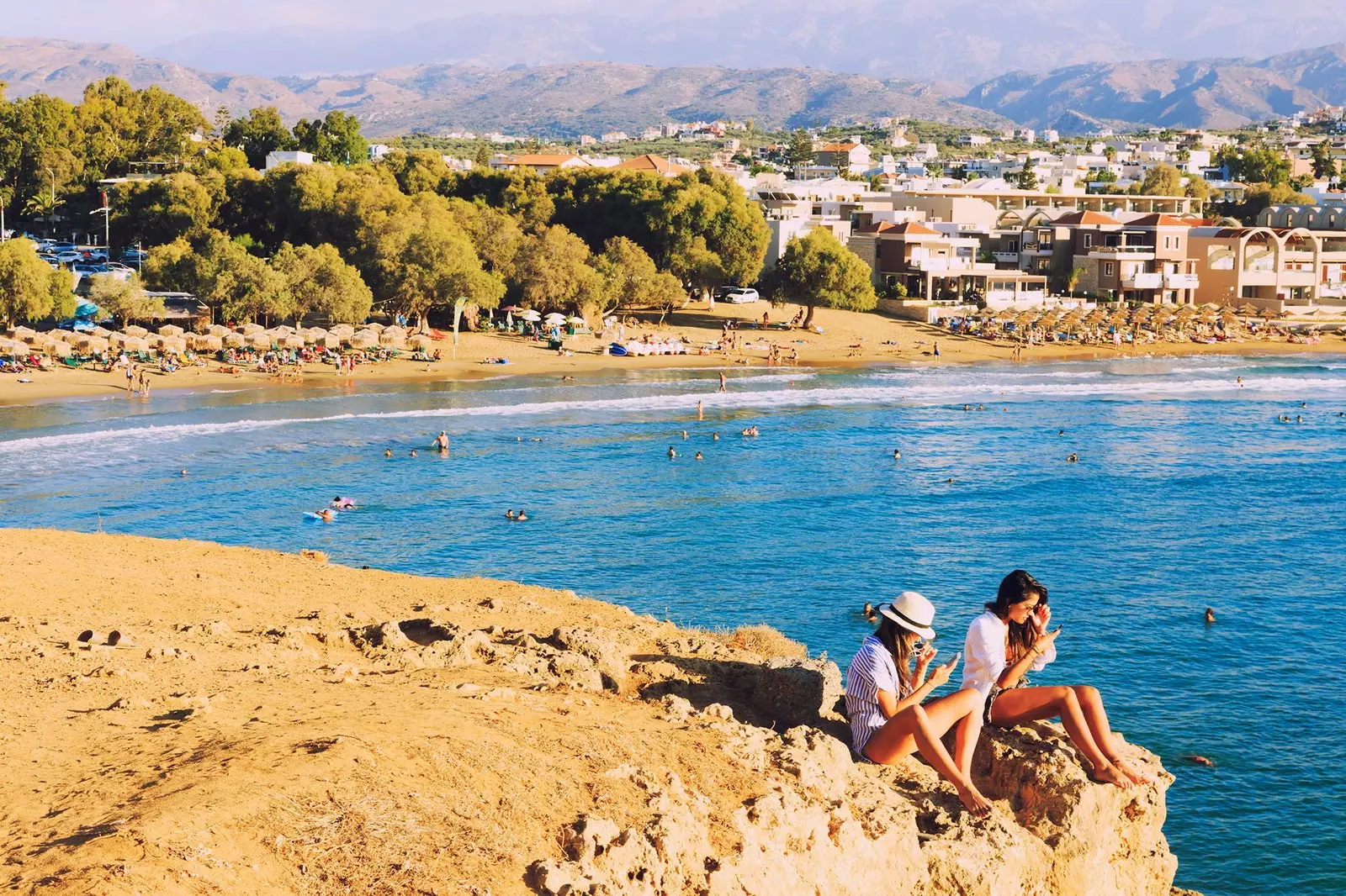 Rijden door Kreta een noordelijke route tussen Balos en Heraklion