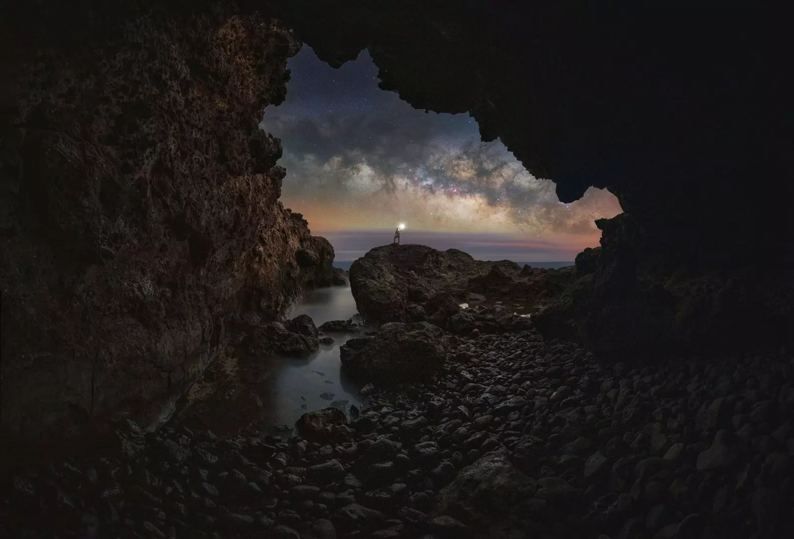 Fii uimit de cele mai spectaculoase fotografii ale Calei Lactee realizate anul acesta