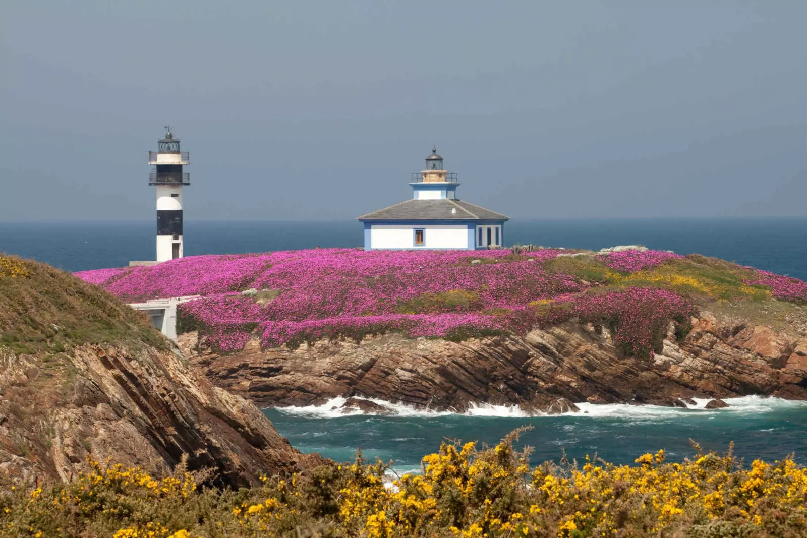 O primeiro hotel na Espanha abre em um farol