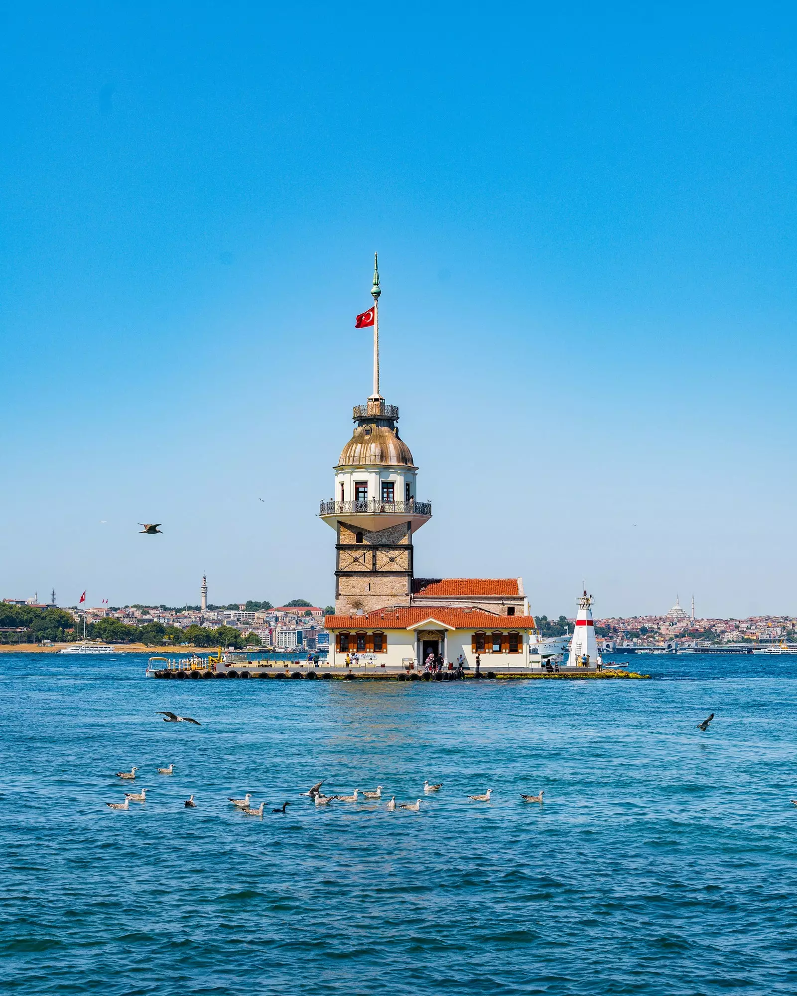 Kiz Kulesi il-fanal li jilqagħkom fid-daħla tal-Bosphorus