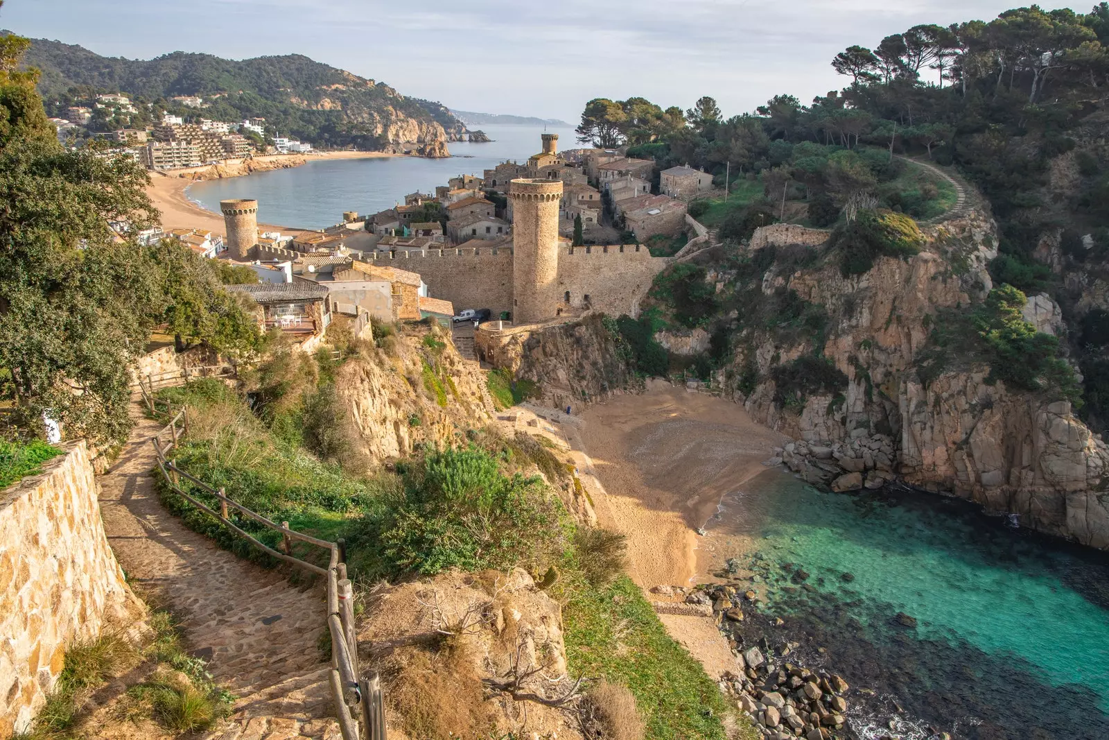 Es Codolar ströndin í Tossa de Mar.