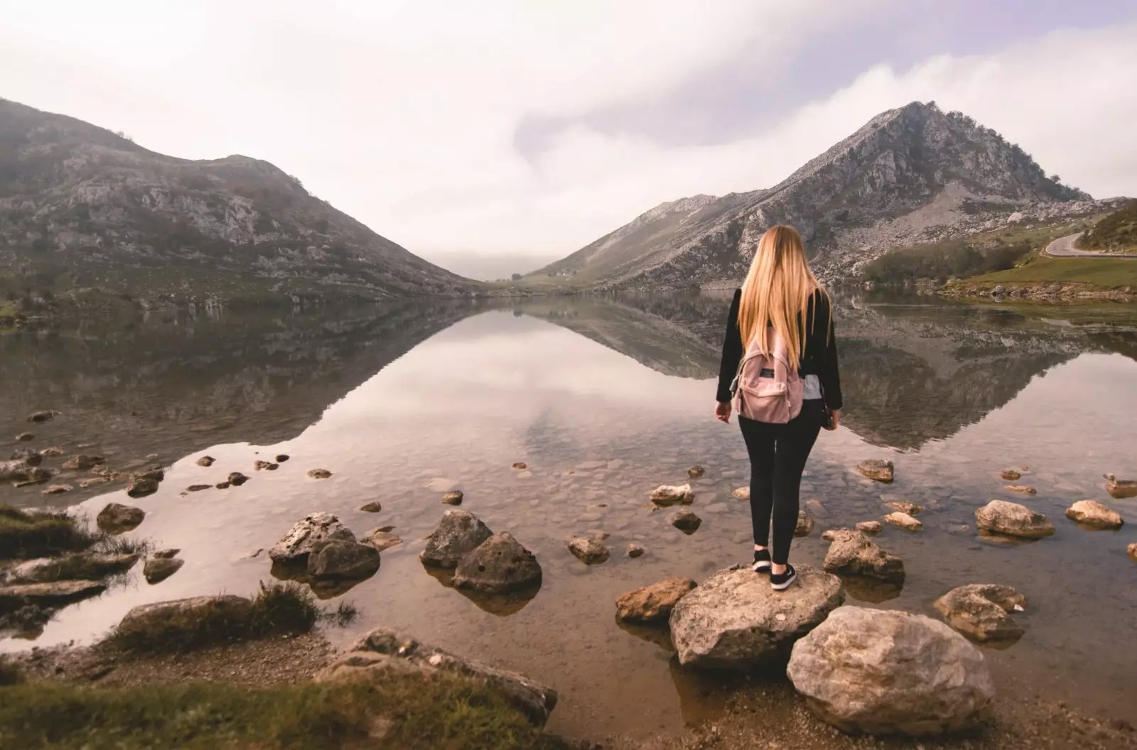 Walker Asturias vas očekuje