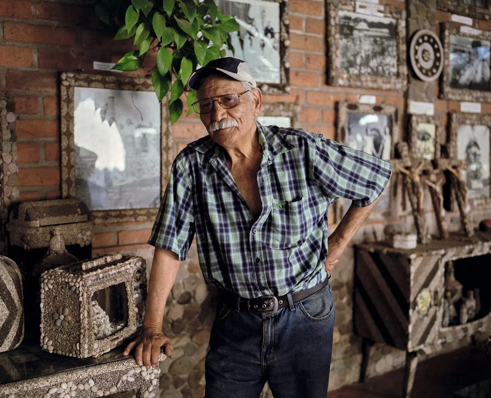 Francisco Rodríguez Peña mentore di The House of Stones