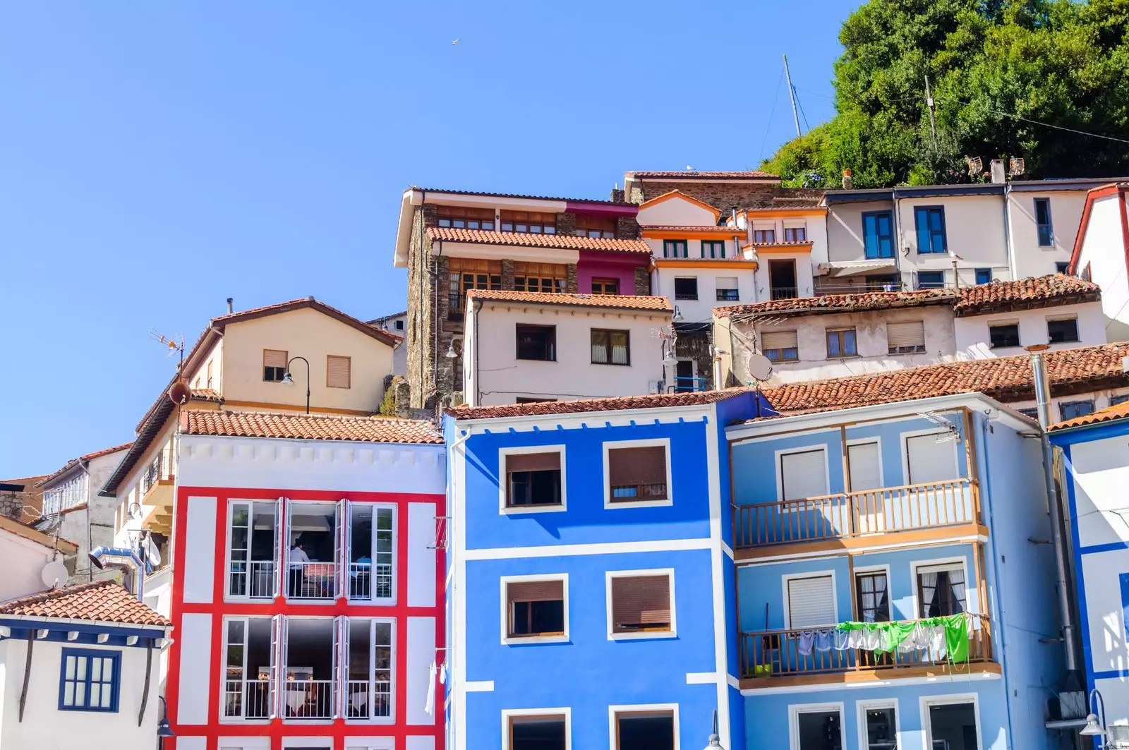 Tabia ya Cudillero 'pixueta'