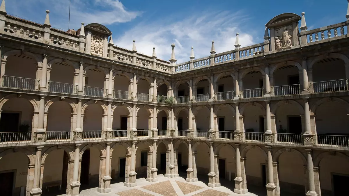 Alcalá de Henares ngoài Cervantes