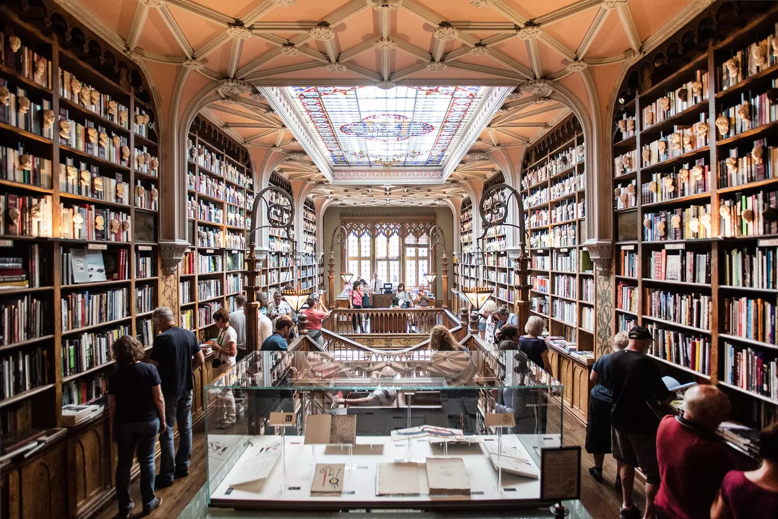 Το Livraria Lello χρησίμευσε ως έμπνευση για τη συγγραφέα J.K. Rowling