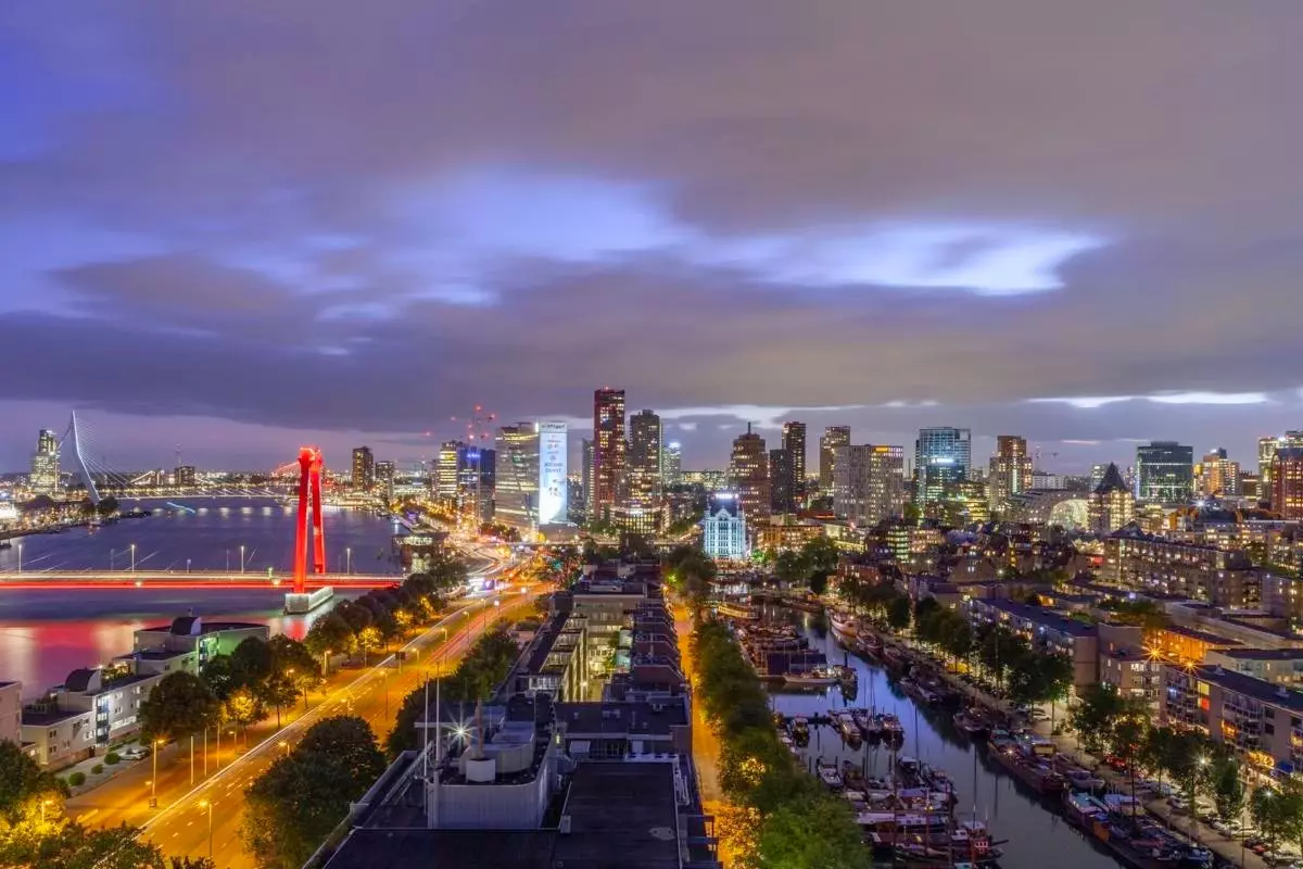 Rotterdam'da bir çatı katı.